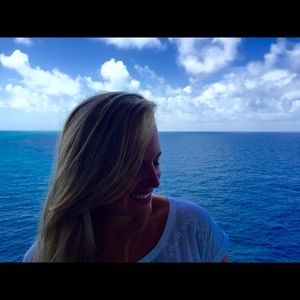 Meet your Posher, Gil